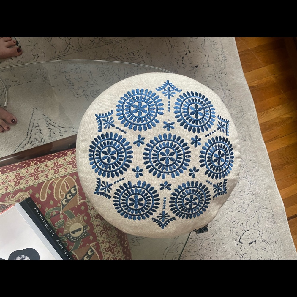 Yoga meditation pillow